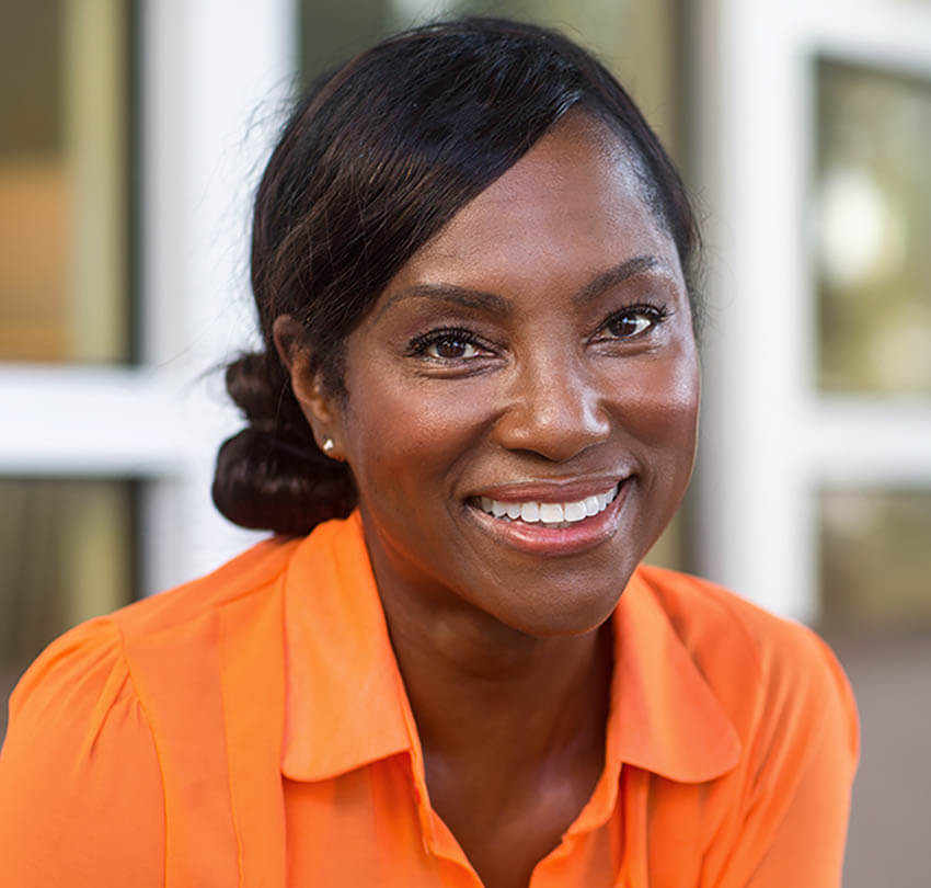 Enjoy a Bright Smile With Dental Veneers in Pensacola